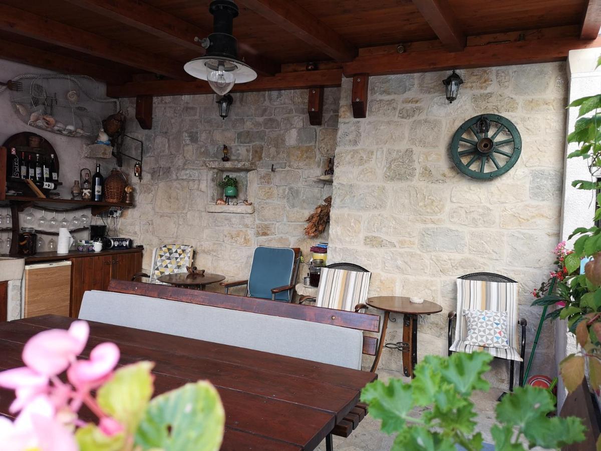 Apartament Spiro *